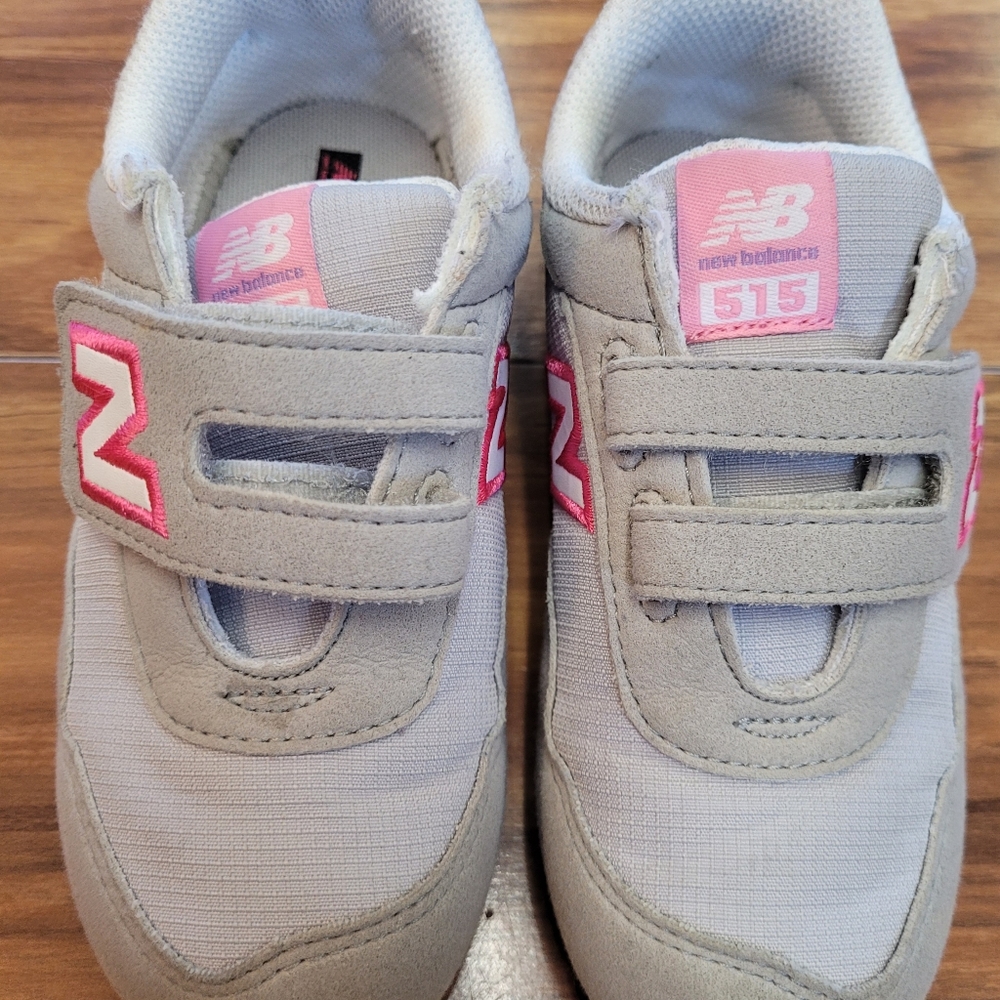 Little girls new balance shoes size 10